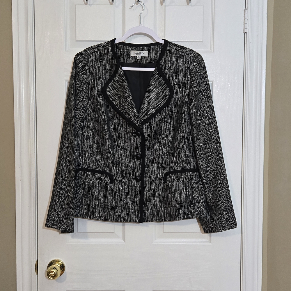 Kasper Woman's Career Jacket ~ Black and Silver ~ Fully lined ~ Size 12/14 (L) ~